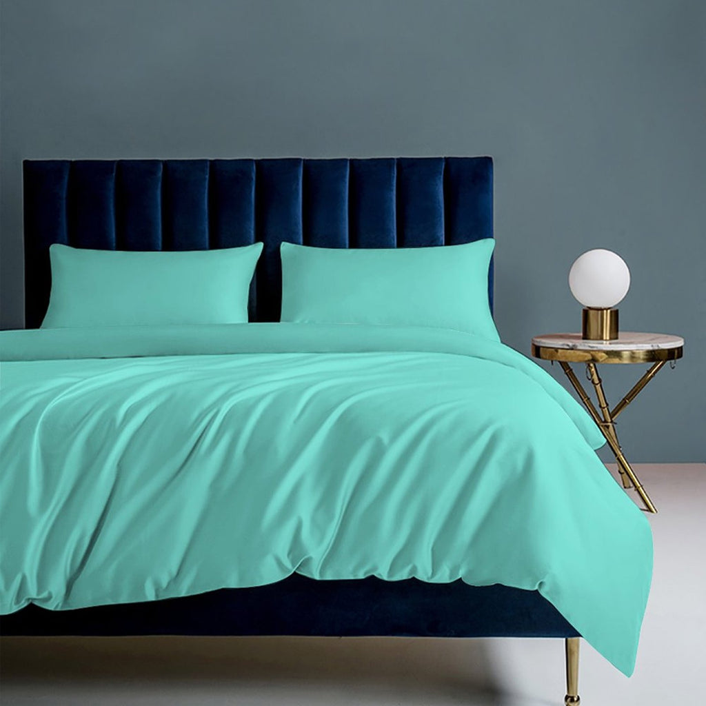 3-Piece Bedding Set (1 Duvet Cover + 2 Pillow Shams) 3-Piece Bedding Set 102"×90" (1 Quilt Cover + 2 Pillowcases)