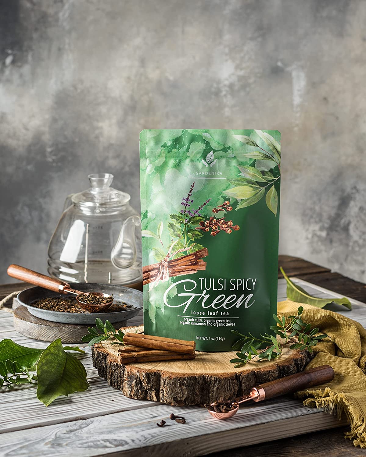 Tulsi Spicy Chai Green Loose Tea, Natural Energy & Focus Support - Ayurvedic Blend with Tulsi (Holy Basil) - Cinnamon & Cloves - Low Caffeine - Organic & Kosher